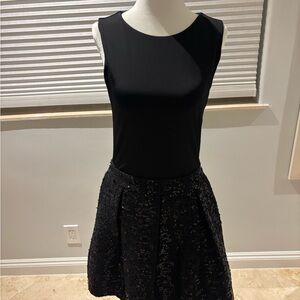 ALICE + OLIVIA
Chara Mini Dress in Black